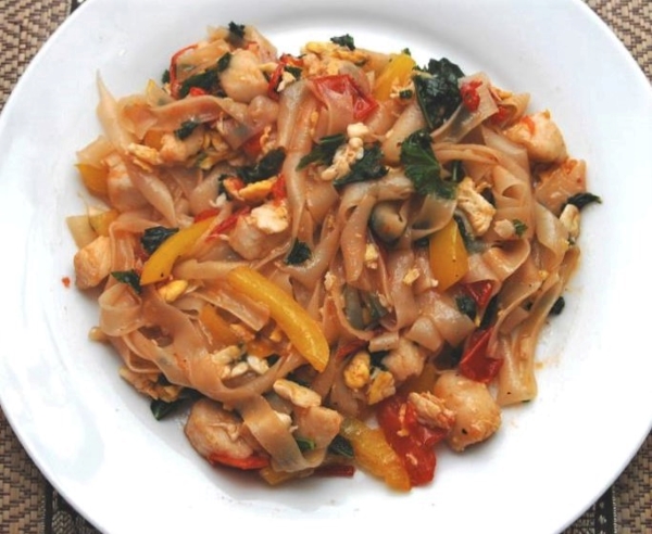 drunken noodles with squid